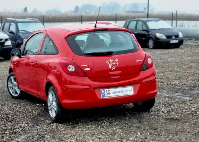 OPEL Corsa 