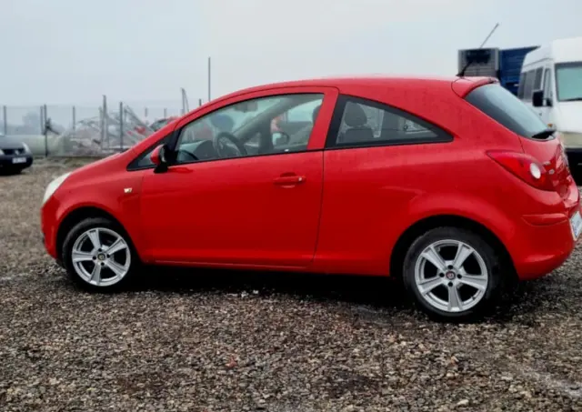 OPEL Corsa 