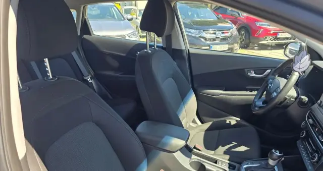 HYUNDAI Kona 1.6 GDI DCT Trend