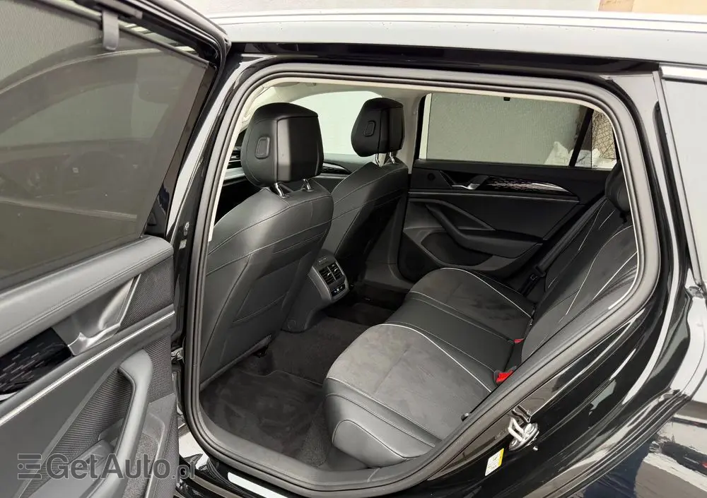 VOLKSWAGEN Passat Variant 2.0 TDI SCR 4Mot Elegance DSG