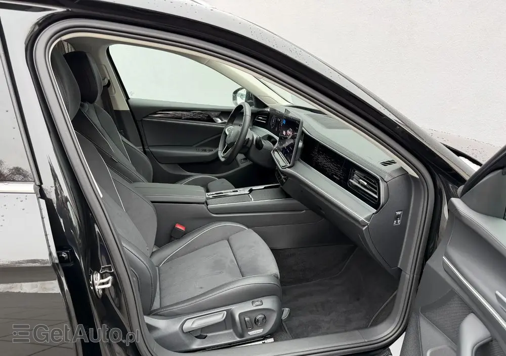 VOLKSWAGEN Passat Variant 2.0 TDI SCR 4Mot Elegance DSG