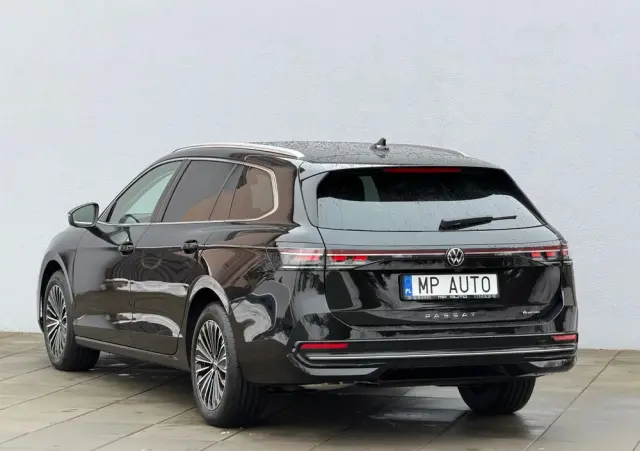 VOLKSWAGEN Passat Variant 2.0 TDI SCR 4Mot Elegance DSG