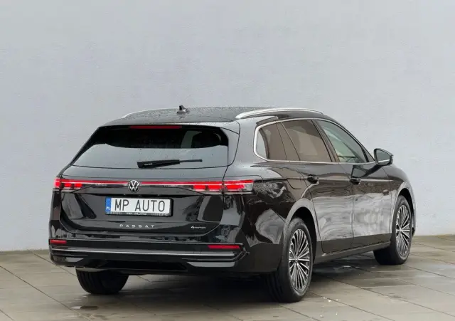 VOLKSWAGEN Passat Variant 2.0 TDI SCR 4Mot Elegance DSG