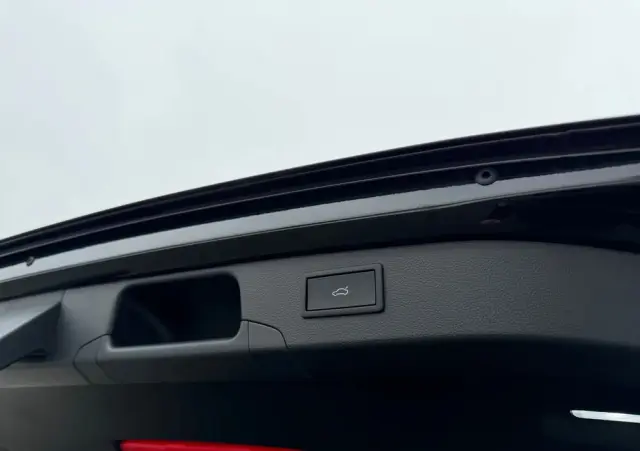 VOLKSWAGEN Passat Variant 2.0 TDI SCR 4Mot Elegance DSG