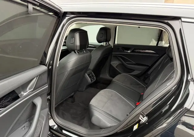 VOLKSWAGEN Passat Variant 2.0 TDI SCR 4Mot Elegance DSG