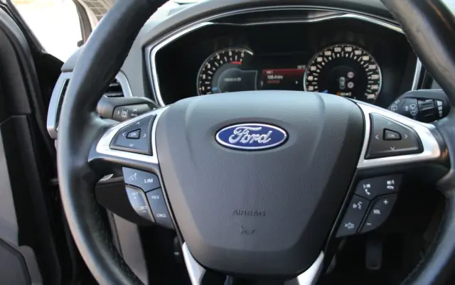 FORD Mondeo 2.0 TDCi STart-Stopp Titanium