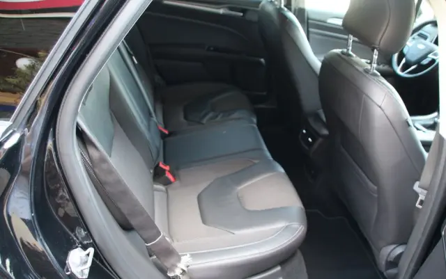 FORD Mondeo 2.0 TDCi STart-Stopp Titanium