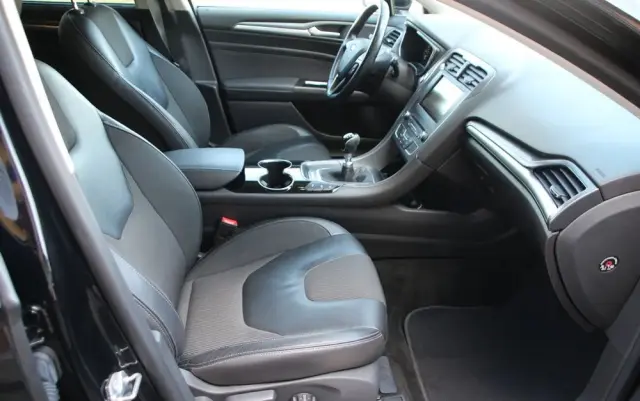 FORD Mondeo 2.0 TDCi STart-Stopp Titanium