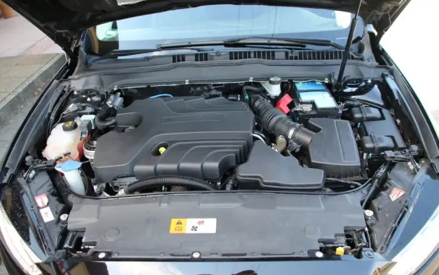 FORD Mondeo 2.0 TDCi STart-Stopp Titanium