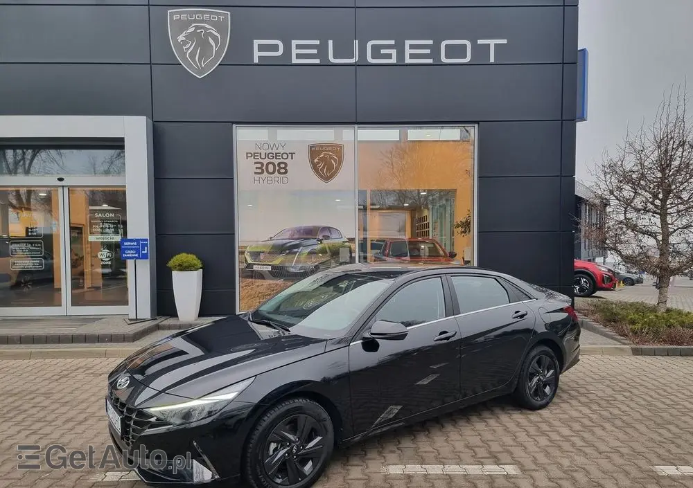 HYUNDAI Elantra 1.6 Smart