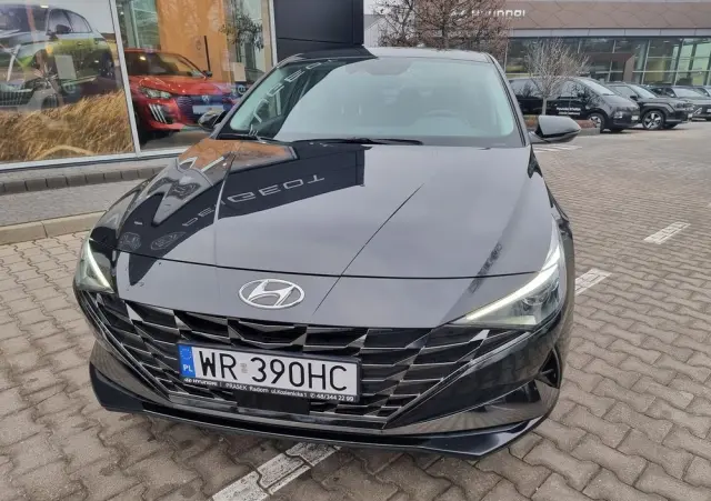 HYUNDAI Elantra 1.6 Smart