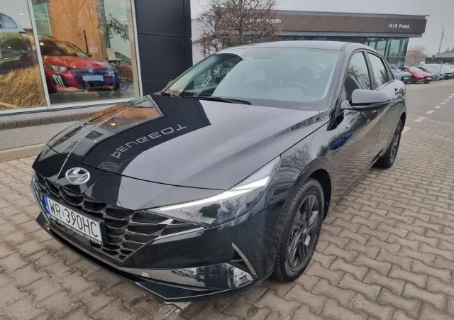 HYUNDAI Elantra 1.6 Smart