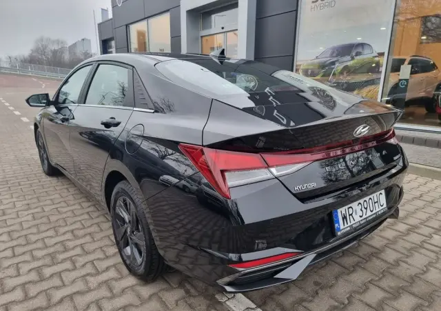 HYUNDAI Elantra 1.6 Smart