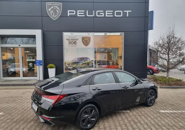 HYUNDAI Elantra 1.6 Smart