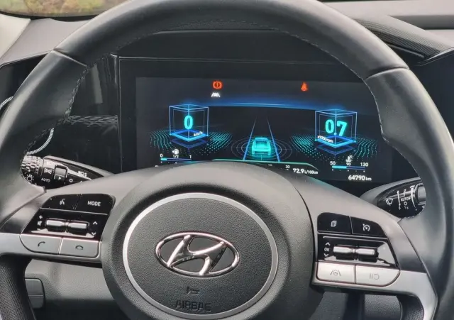 HYUNDAI Elantra 1.6 Smart