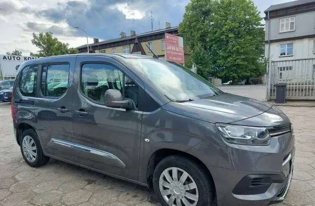 TOYOTA Proace 