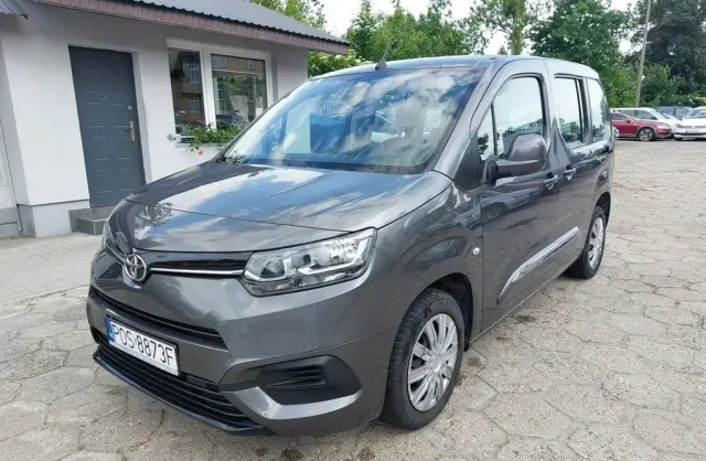 TOYOTA Proace 