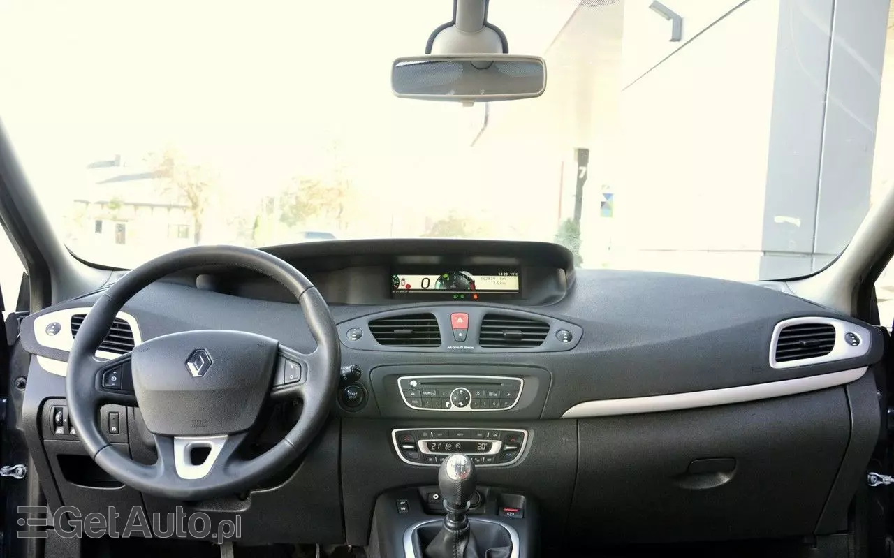 RENAULT Grand Scenic 