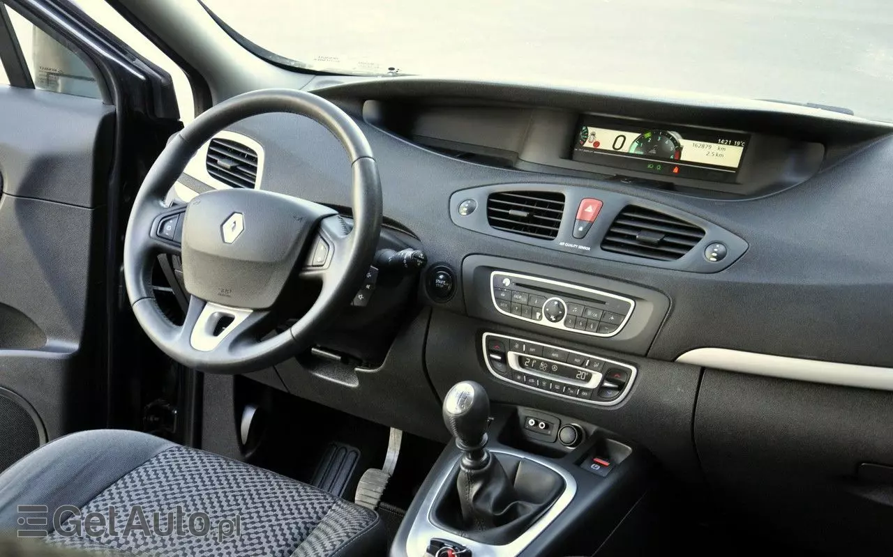 RENAULT Grand Scenic 