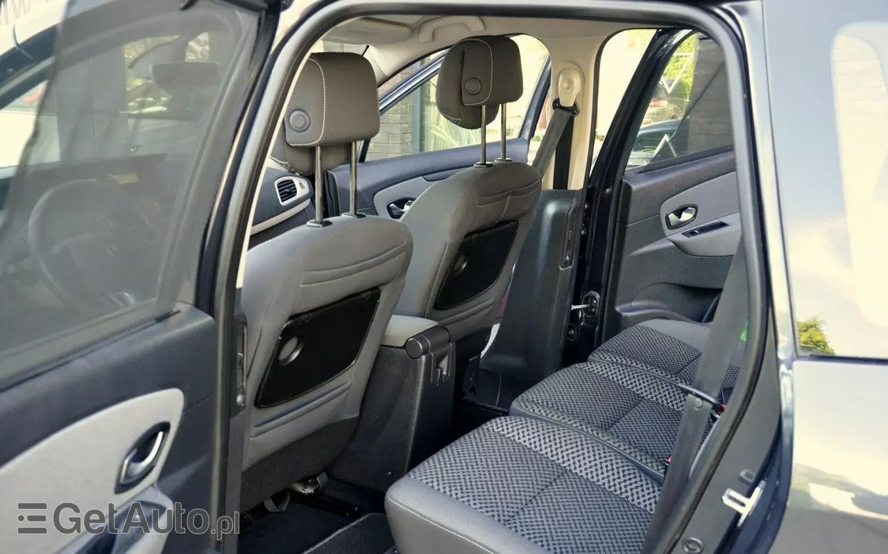 RENAULT Grand Scenic 