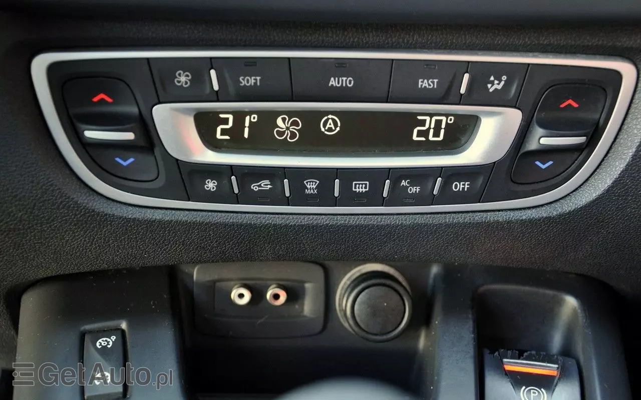 RENAULT Grand Scenic 