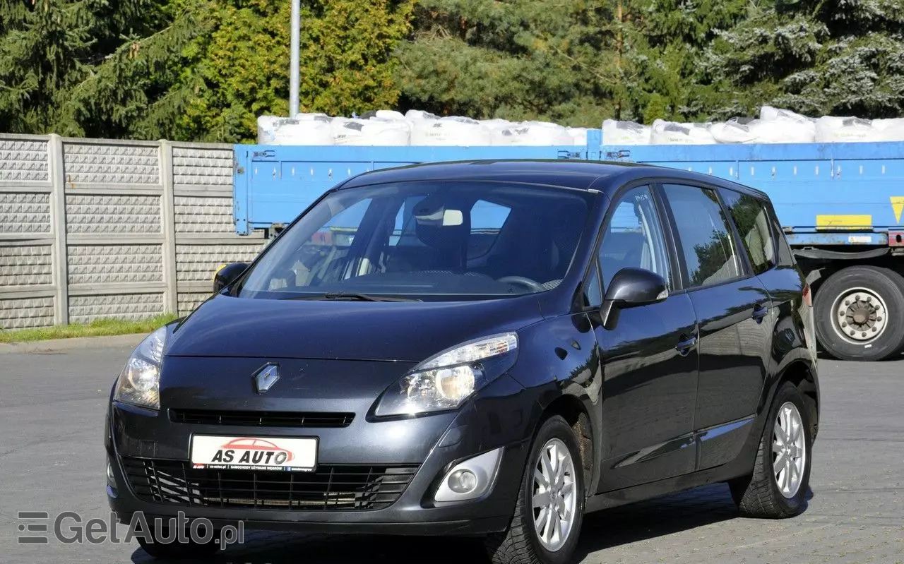 RENAULT Grand Scenic 