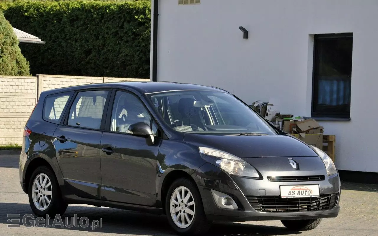 RENAULT Grand Scenic 