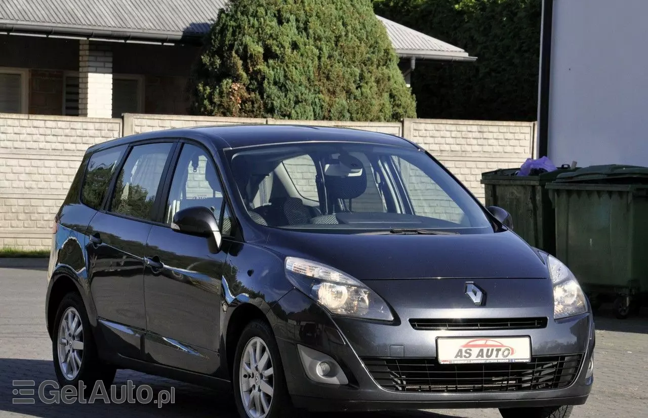 RENAULT Grand Scenic 