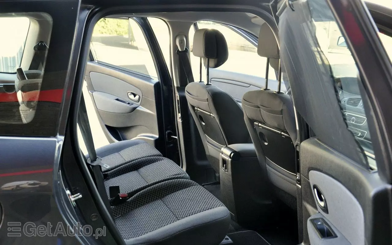 RENAULT Grand Scenic 