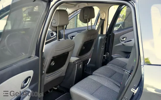 RENAULT Grand Scenic 