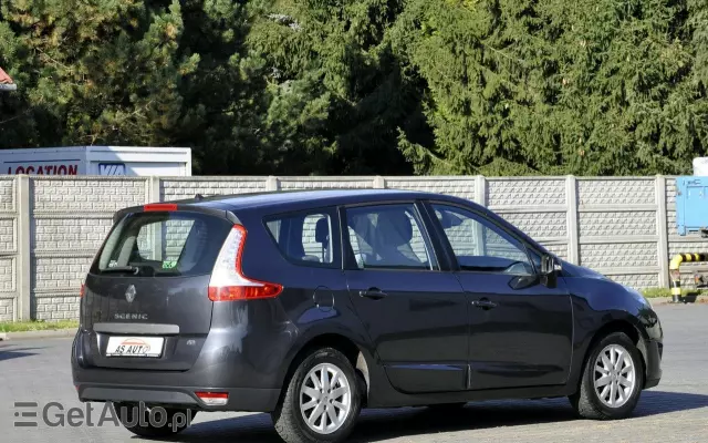 RENAULT Grand Scenic 
