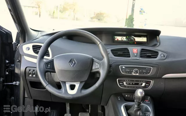 RENAULT Grand Scenic 
