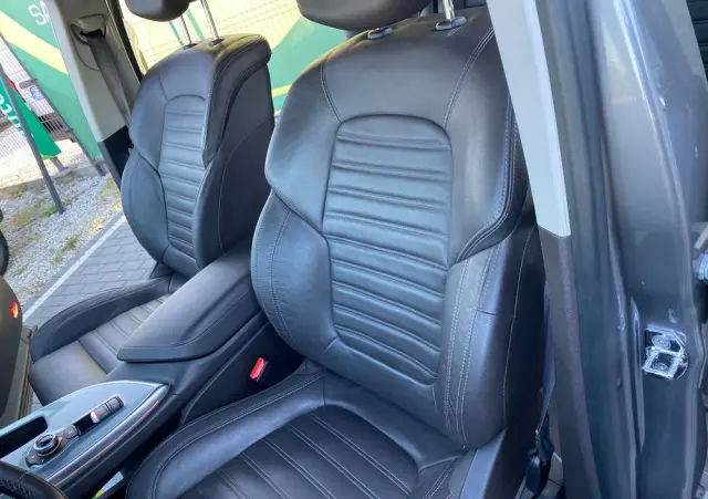 RENAULT Espace 1.6 dCi Energy Initiale Paris EDC 7os