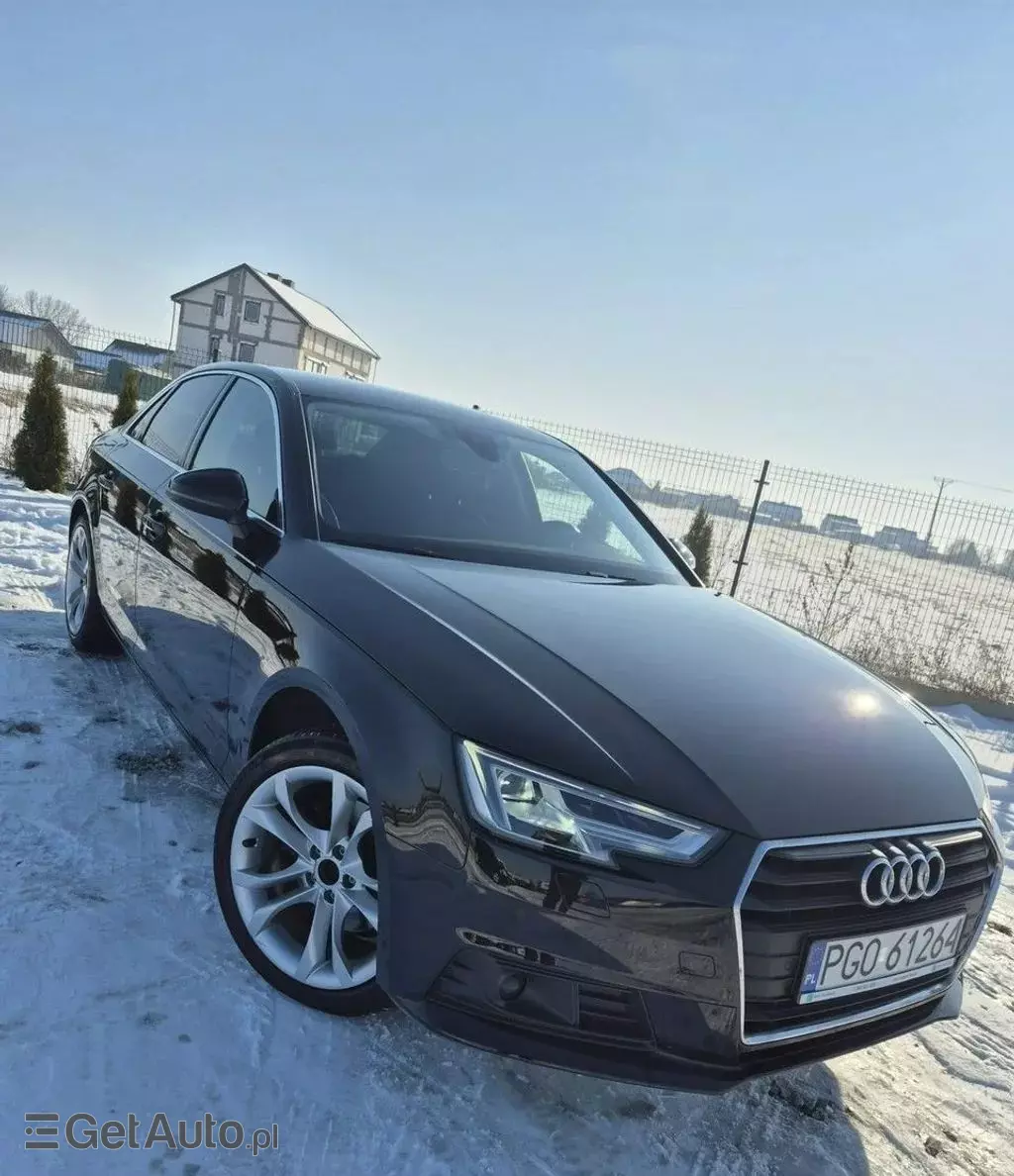 AUDI A4 