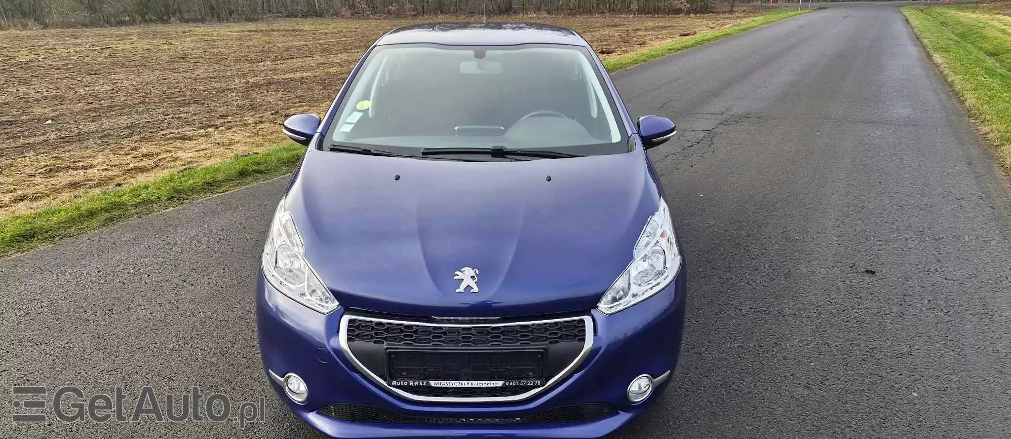 PEUGEOT 208 E-HDi 92 Stop&Start Style