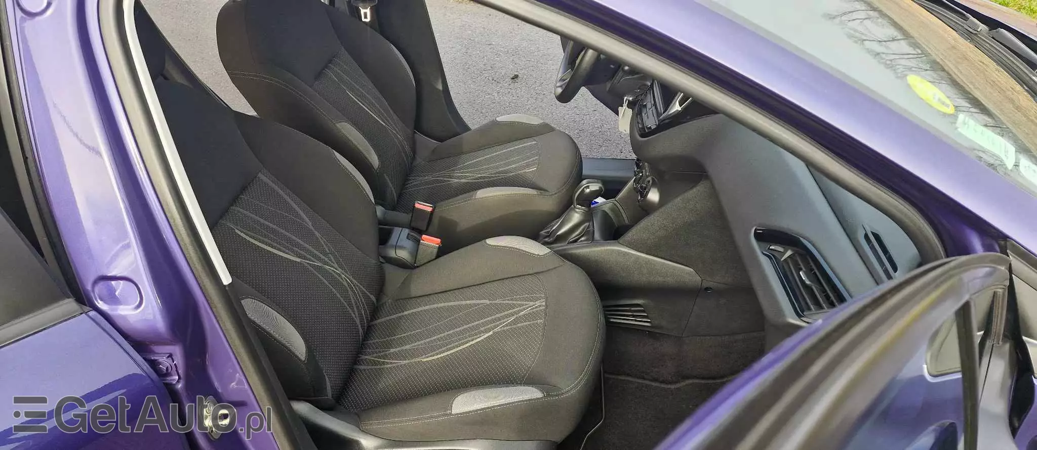 PEUGEOT 208 E-HDi 92 Stop&Start Style