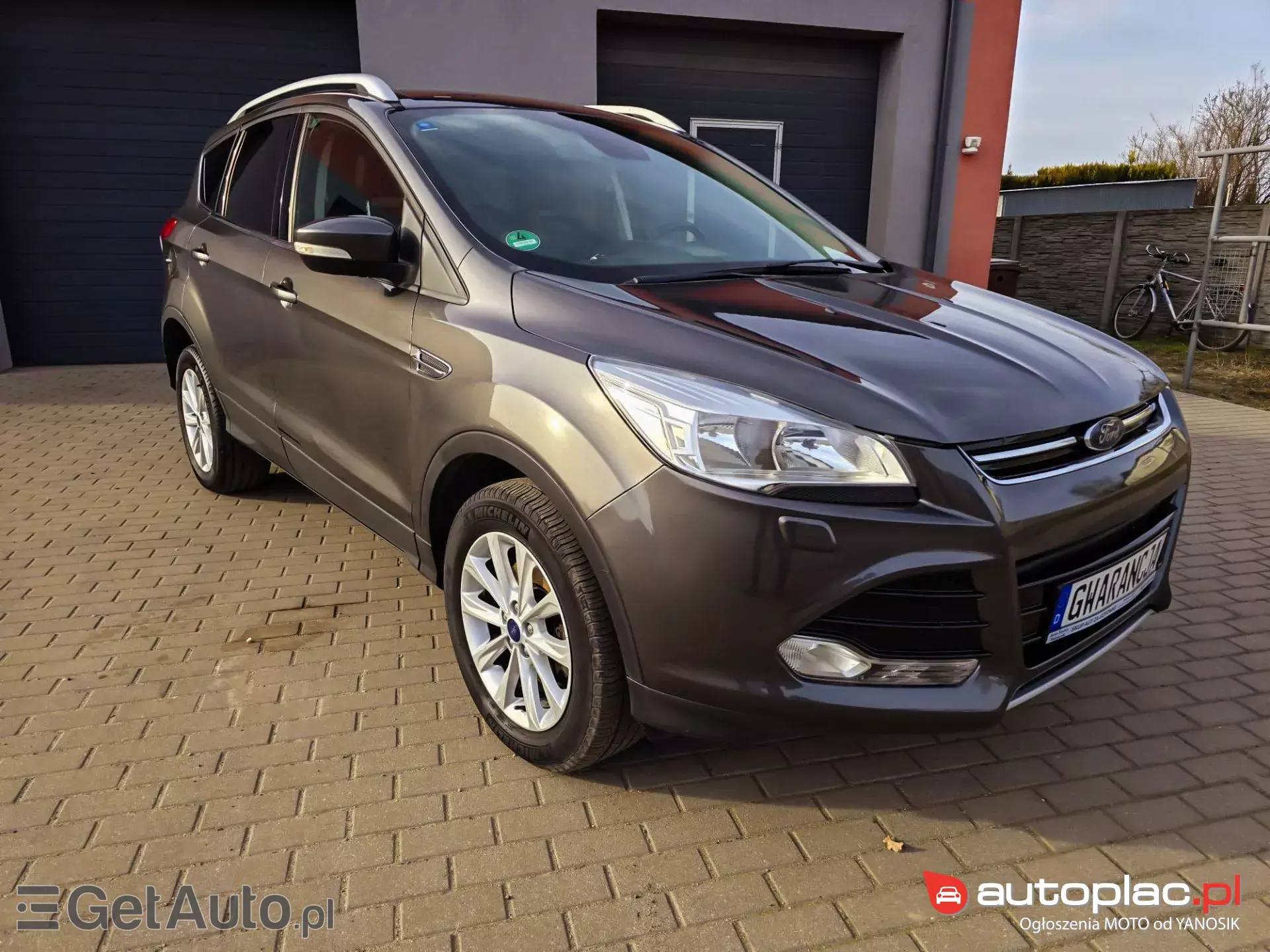 FORD Kuga 