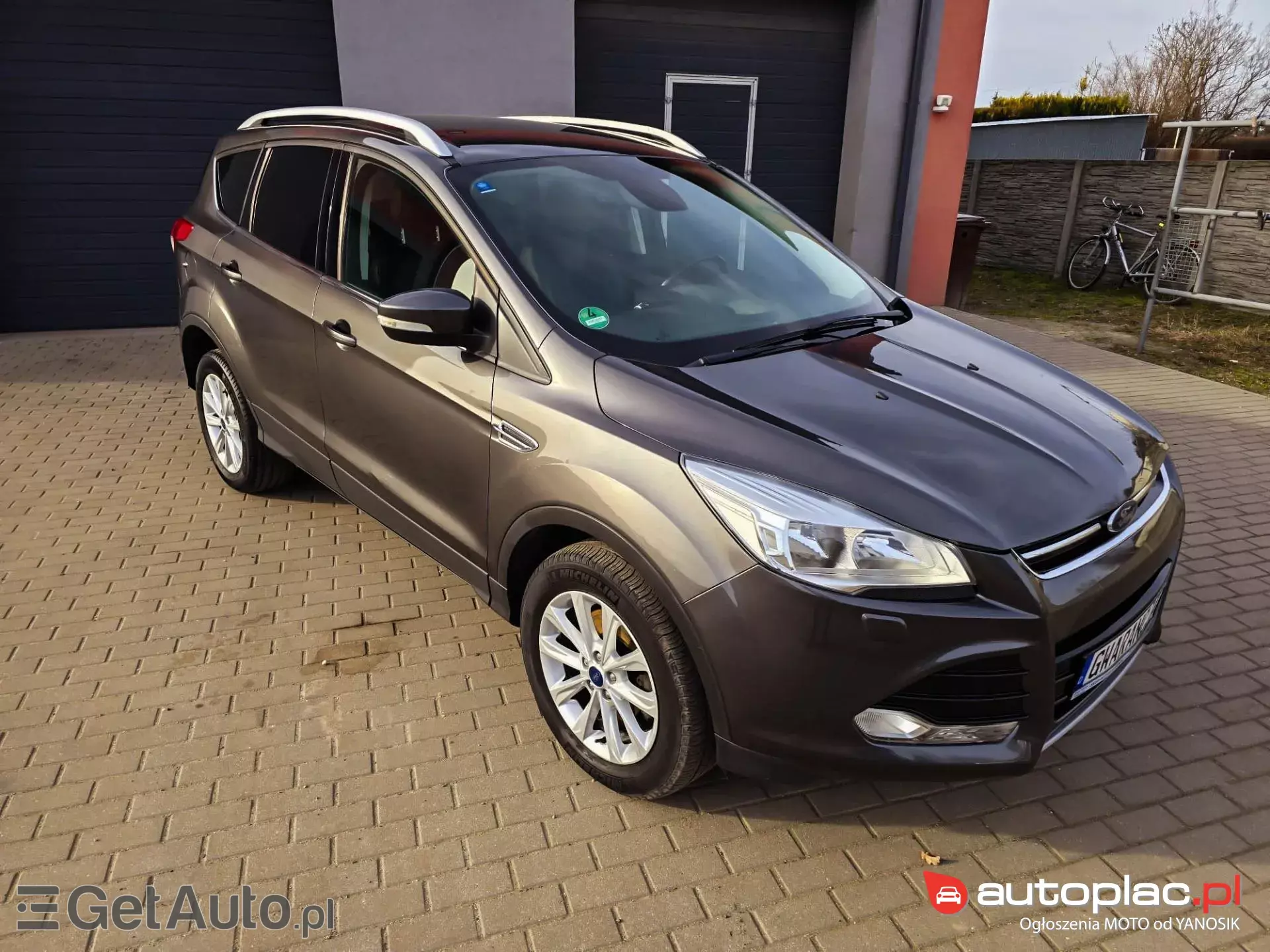 FORD Kuga 