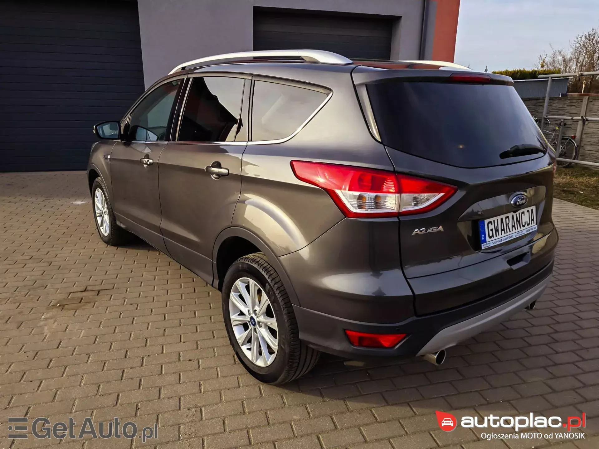 FORD Kuga 