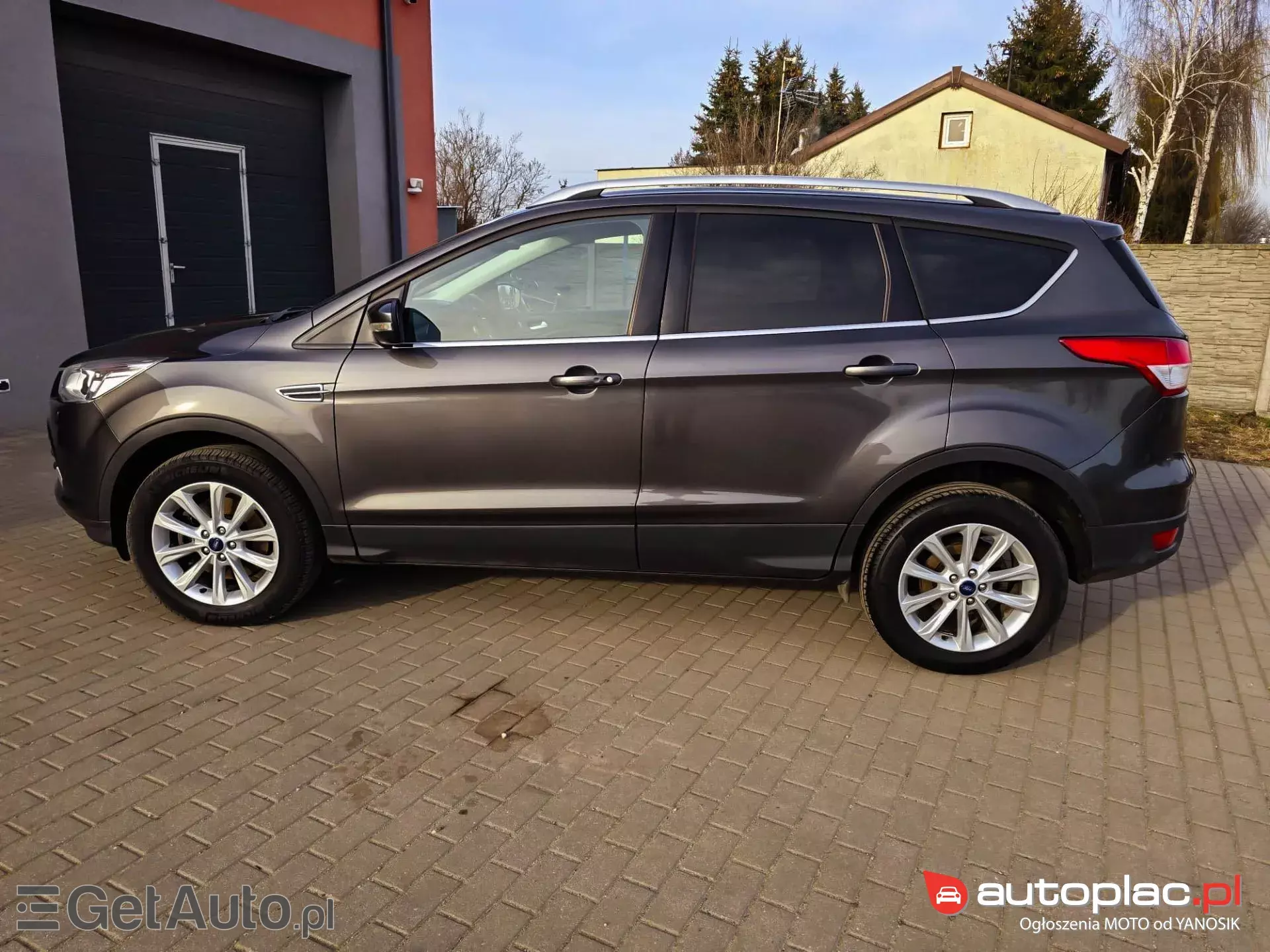 FORD Kuga 