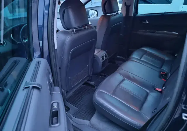 PEUGEOT 3008 1.6 Allure