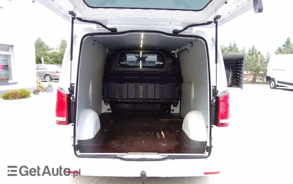 MERCEDES-BENZ Vito Automat 2.2 CDI - 119  Long Klima Kamera Webasto Navi 