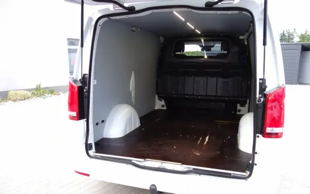 MERCEDES-BENZ Vito Automat 2.2 CDI - 119  Long Klima Kamera Webasto Navi 