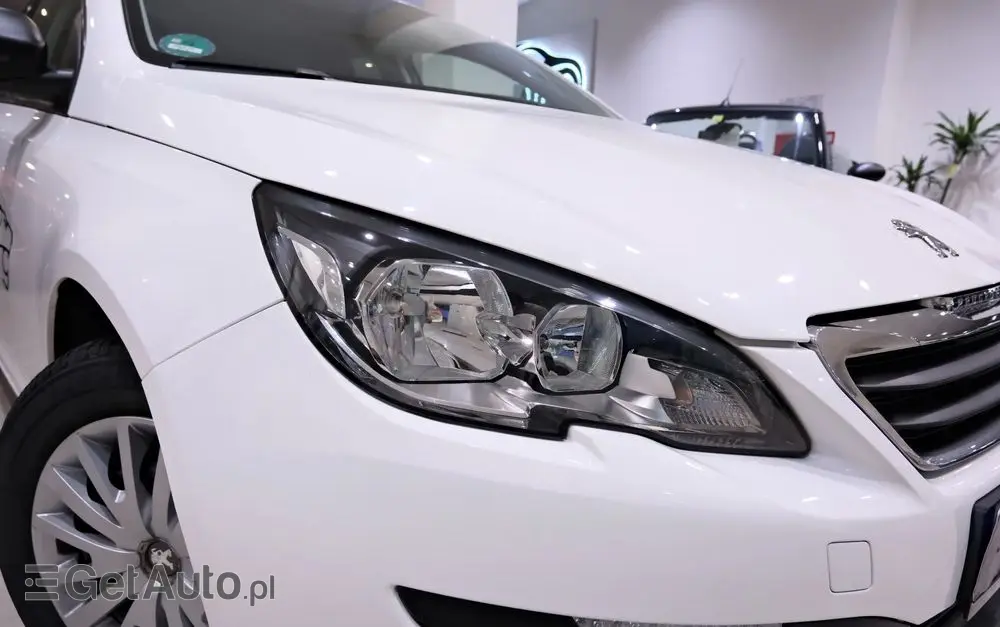 PEUGEOT 308 82 VTi Active