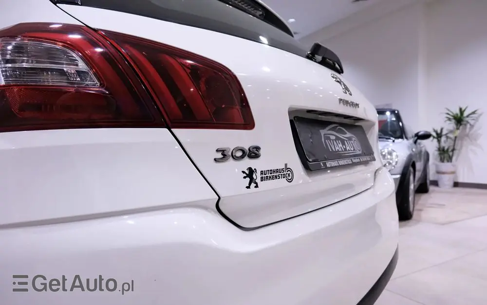 PEUGEOT 308 82 VTi Active