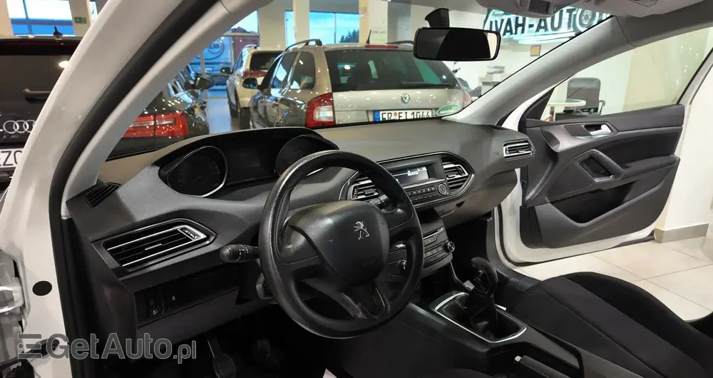 PEUGEOT 308 82 VTi Active