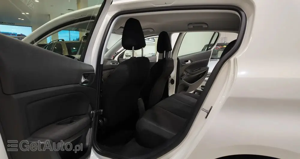 PEUGEOT 308 82 VTi Active