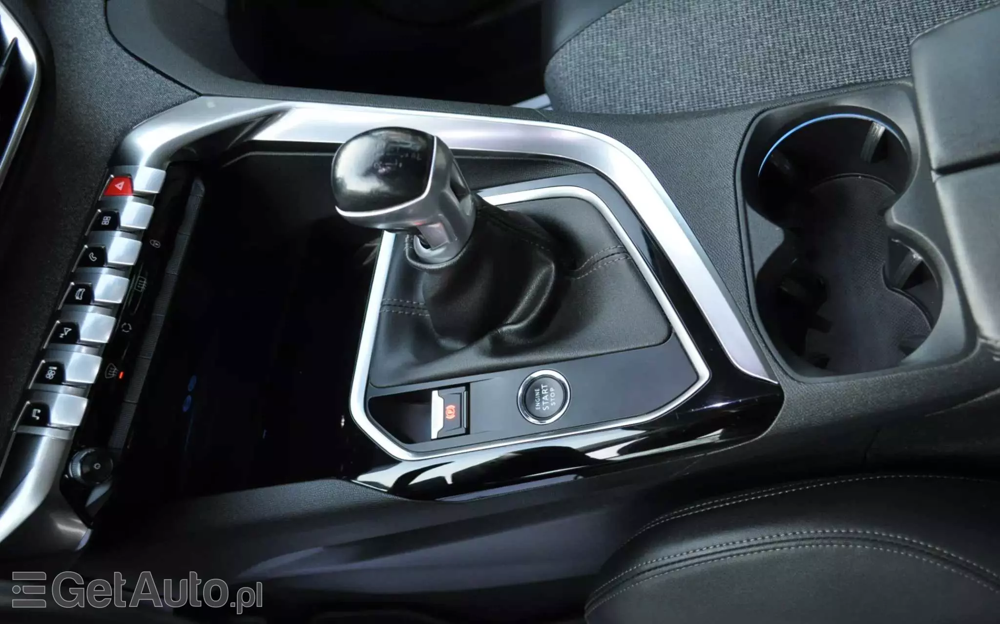 PEUGEOT 3008 1.5 BlueHDi Allure S&S