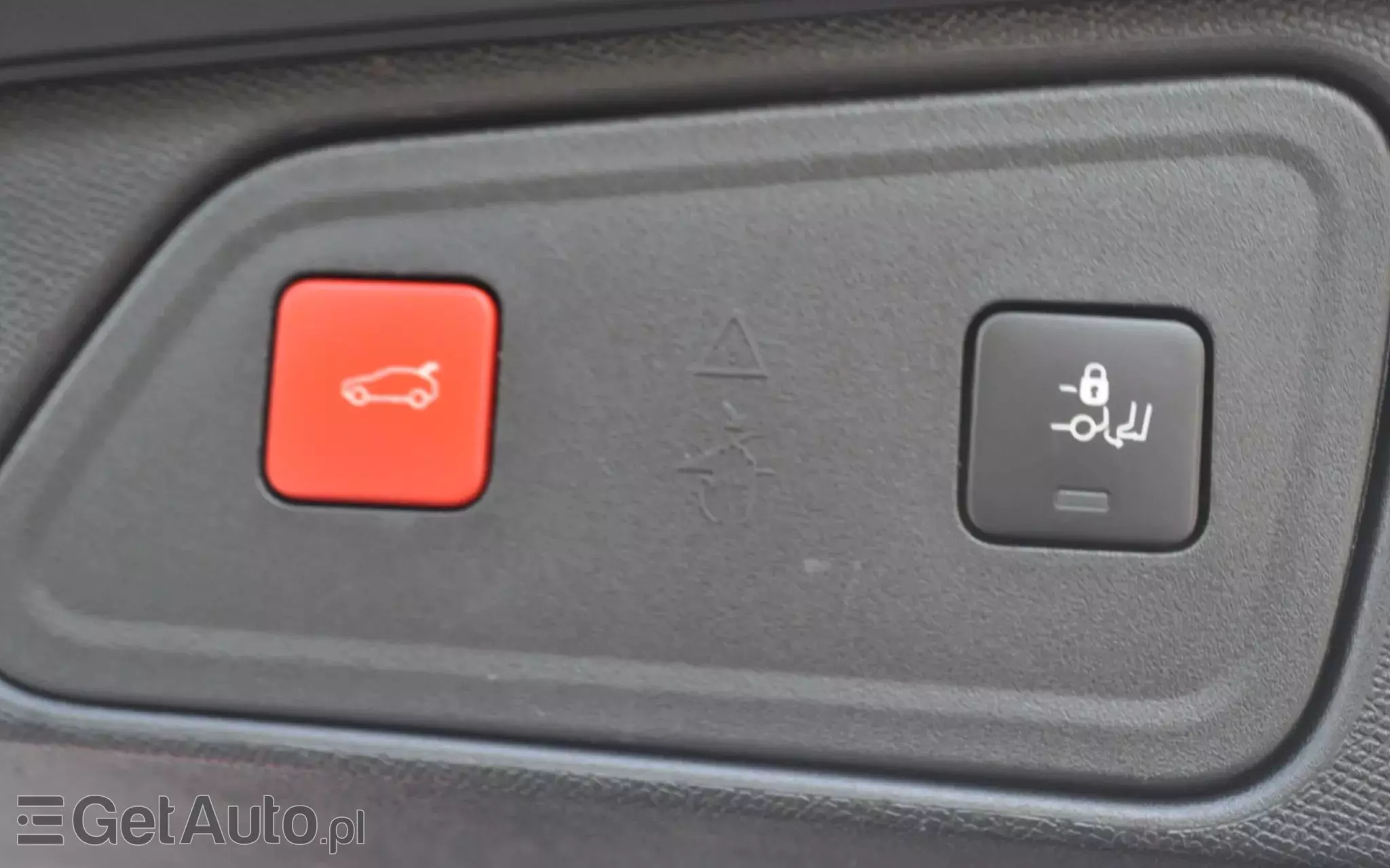 PEUGEOT 3008 1.5 BlueHDi Allure S&S