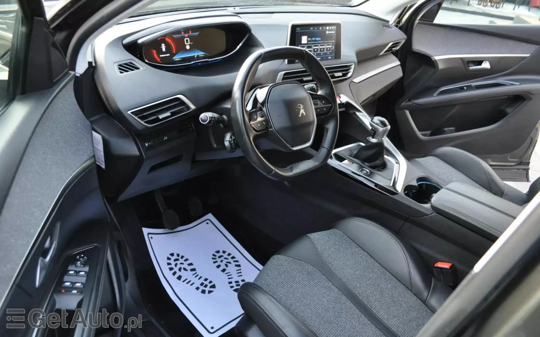 PEUGEOT 3008 1.5 BlueHDi Allure S&S